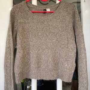 H&M cropped tan light weight sweater
